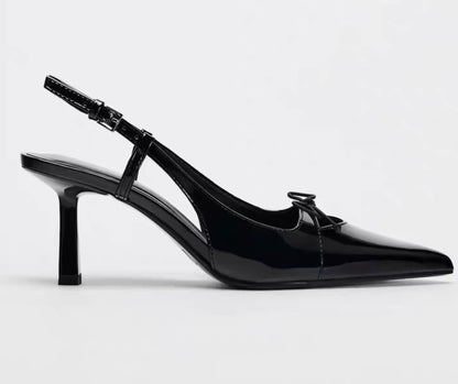 Schwarze High Heels